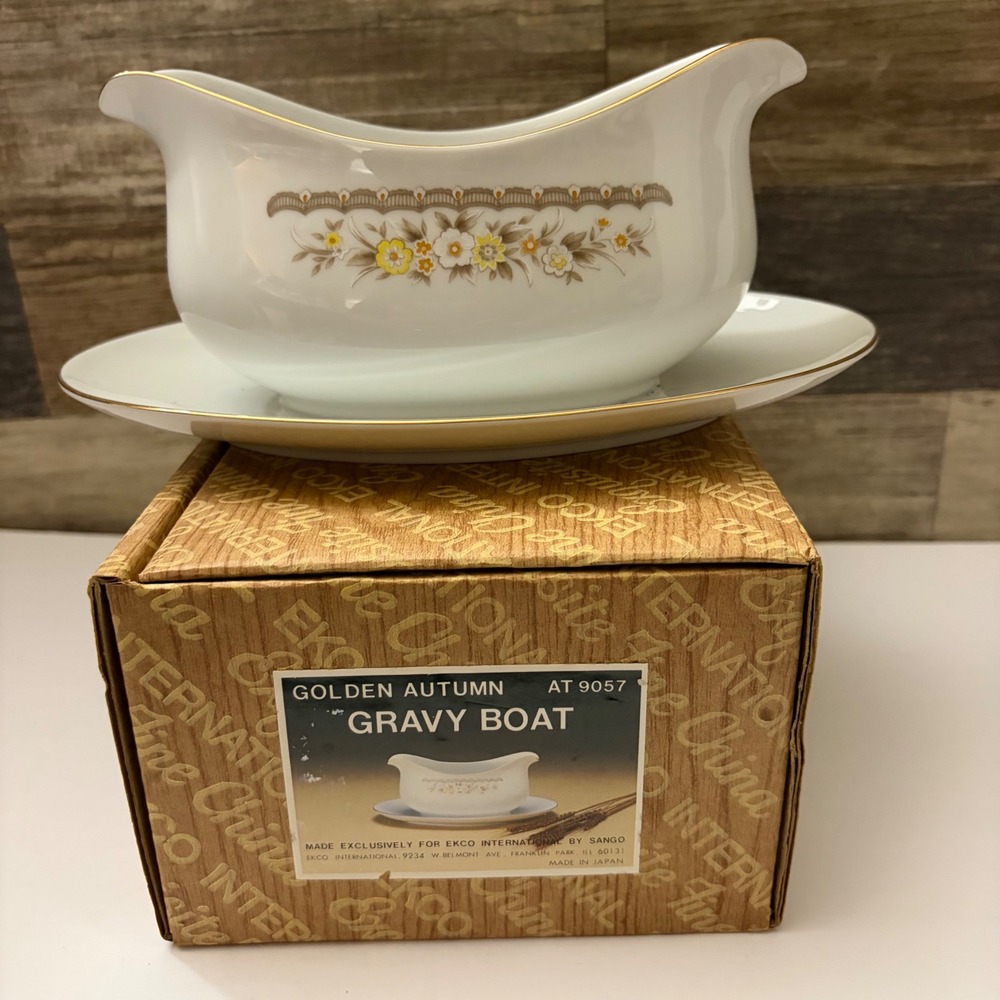 Ekco International Golden Autumn Gravy Boat Fine China AT 9057 Floral Gold Trim